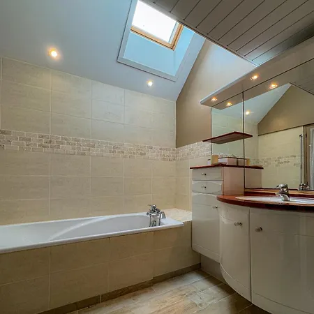 Titmae Bis * 乌伊斯特勒昂