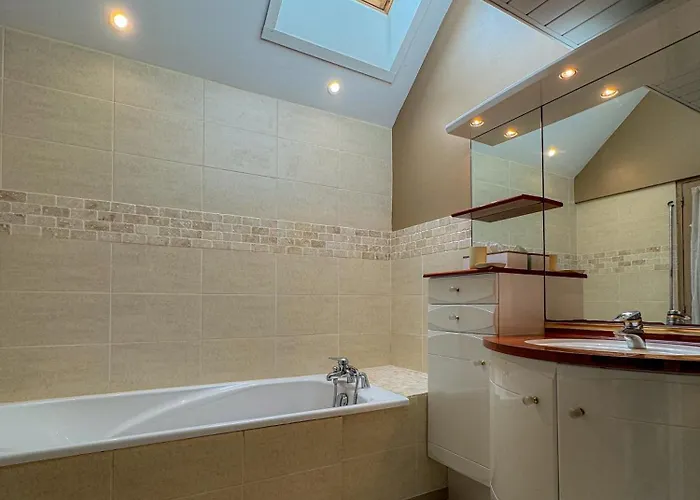 Titmae Bis * Ouistreham